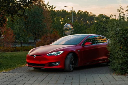The Comprehensive Guide to the 2020 Tesla Model S: Unveiling the Future of Electric Vehicles